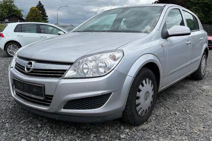 Opel Astra 221.000 km 699 &euro; Laubach 35321