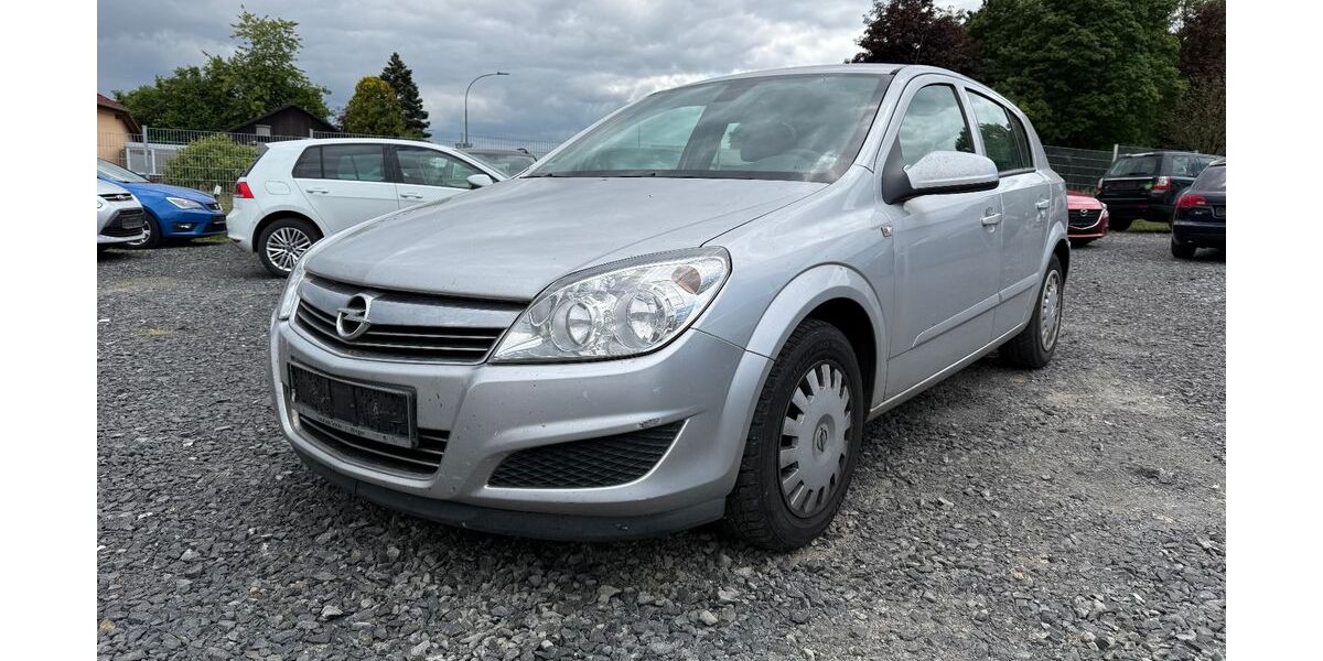 Opel Astra 221.000 km 899 &euro; Laubach 35321