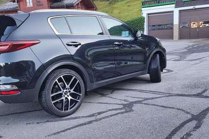 Kia Sportage 72.499 km 15.777 € Schönau 83478
