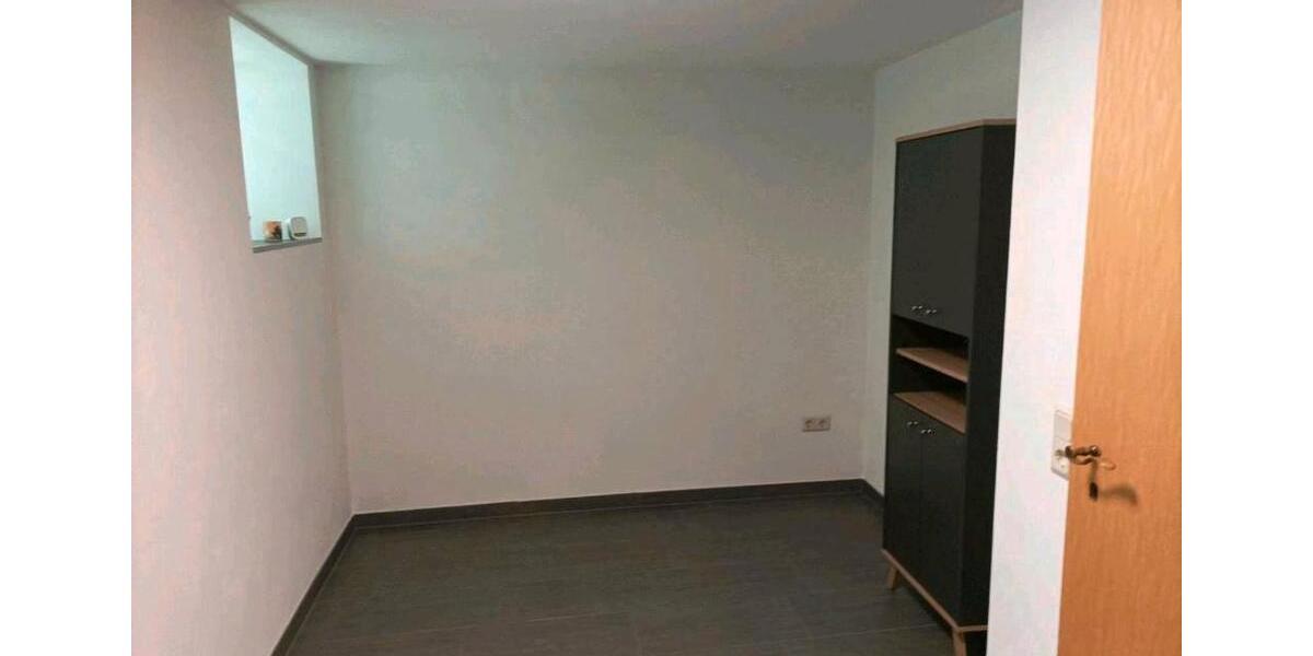 Einfamilienhaus Gusenburg - 7 Zimmer, 135 m&sup2;, 140.000&euro; | Angebot:17037576