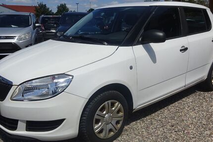 Skoda Fabia 295.522 km 2.300 &euro; Dresden 01219