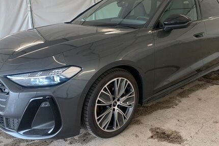 Audi A5 2.479 km 43.950 &euro; Steinbach-Hallenberg OT Herges-Hallenberg 98587