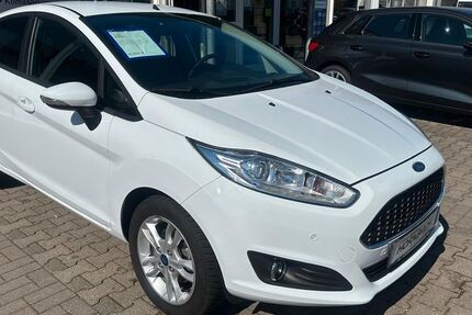 Ford Fiesta 70.700 km 9.990 &euro; Hornbach 66500