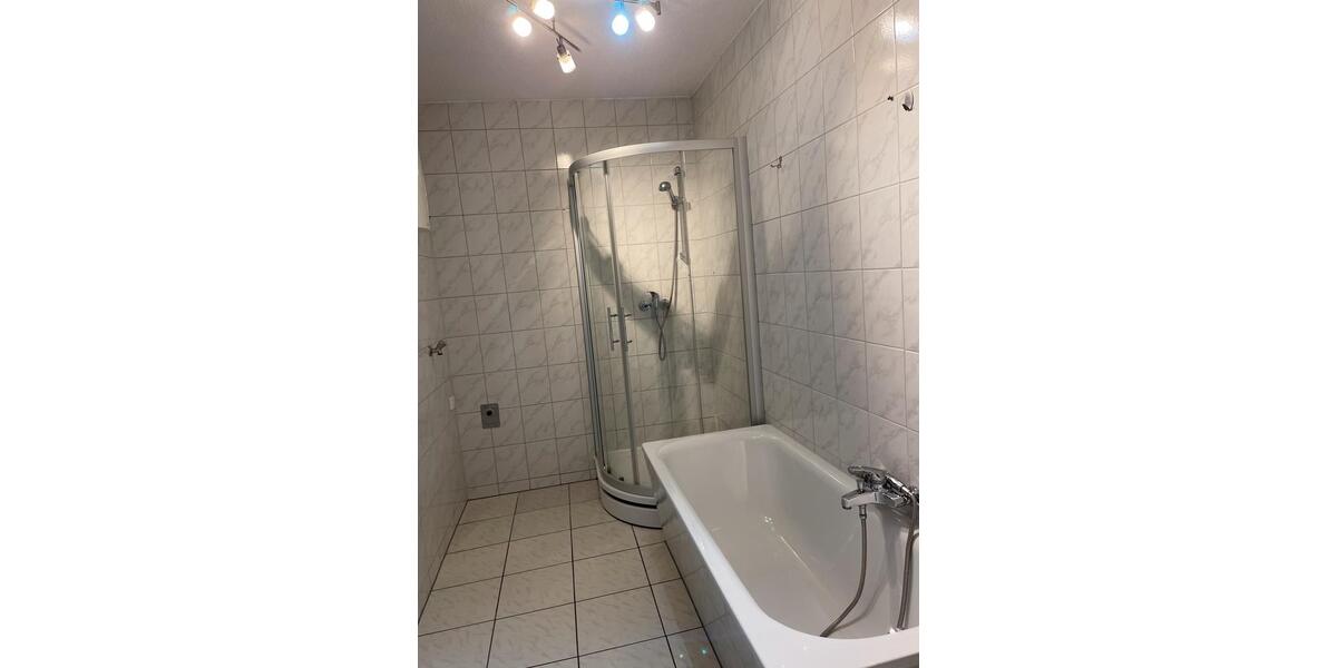 Mehrfamilienhaus, Wohnhaus Königslutter am Elm - 13 Zimmer, 270 m&sup2;, 288.000&euro; | Angebot:25543136