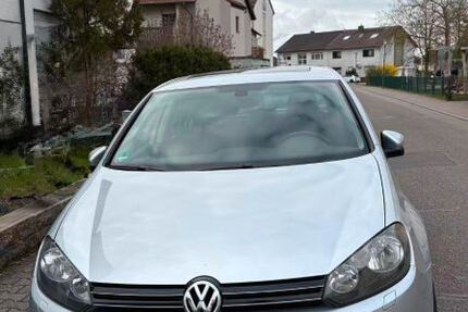 VW Golf 109.600 km 9.600 &euro; Brühl 68782