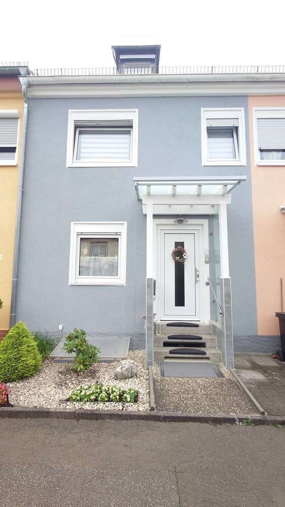 Haus zum Kaufen in Pirmasens 140.000 € 83.28 m²