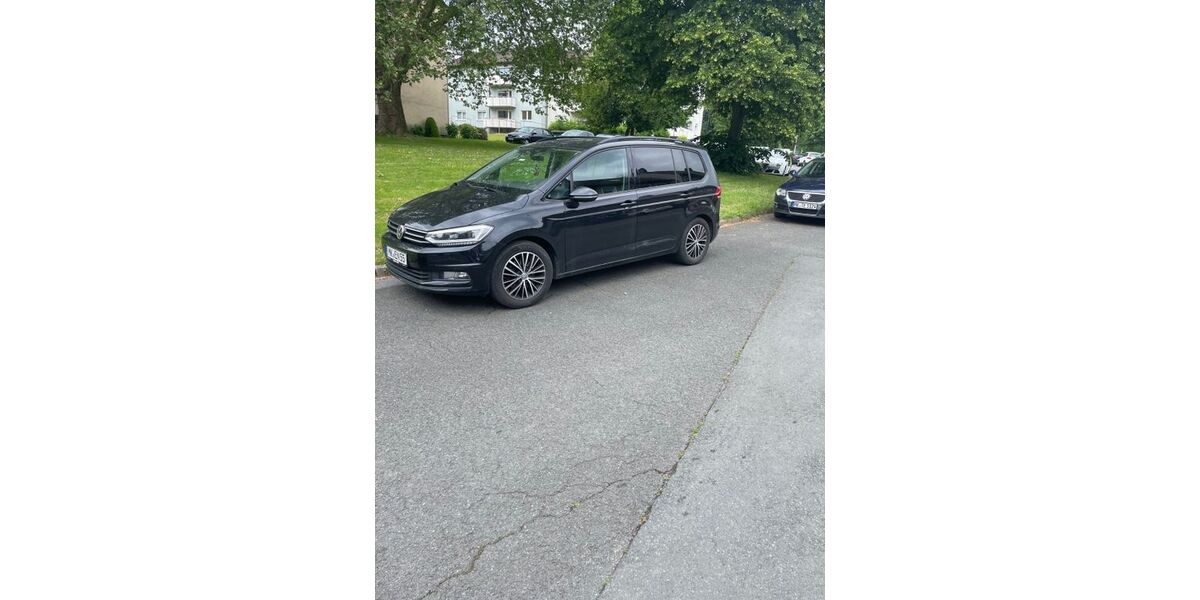 VW Touran 162.000 km 15.400 &euro; Iserlohn 58642