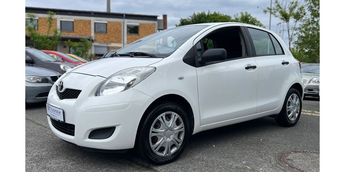 Toyota Yaris 178.500 km 2.499 &euro; Nürnberg 90441