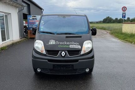 Renault Trafic 303.000 km 3.699 &euro; Schwandorf 92421