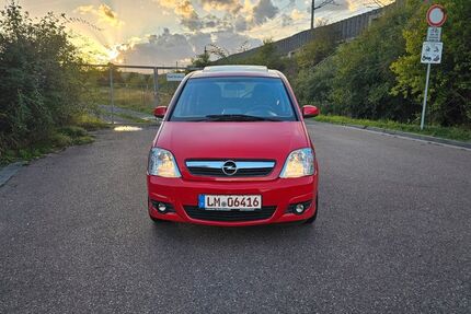 Opel Meriva 116.000 km 5.499 € Staffel 65556