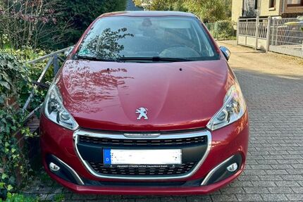 Peugeot 208 125.000 km 4.950 &euro; Bergisch Gladbach 51469