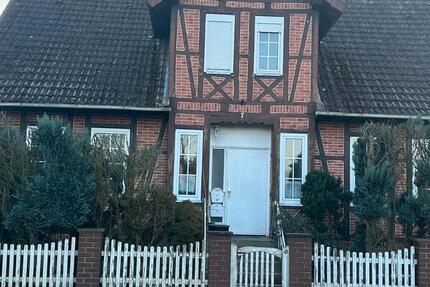 Haus Wolfsburg Alt-Wolfsburg - 7 Zimmer, 200 m&sup2;, 339.000&euro; | Angebot:26858620