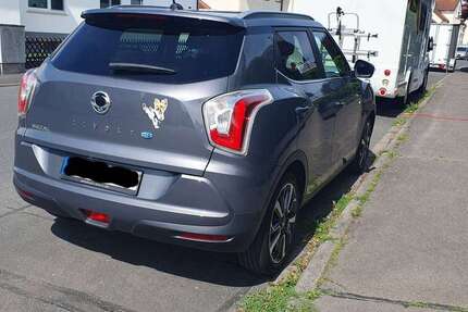 SsangYong Tivoli 122.000 km 8.990 &euro; Haibach 63808