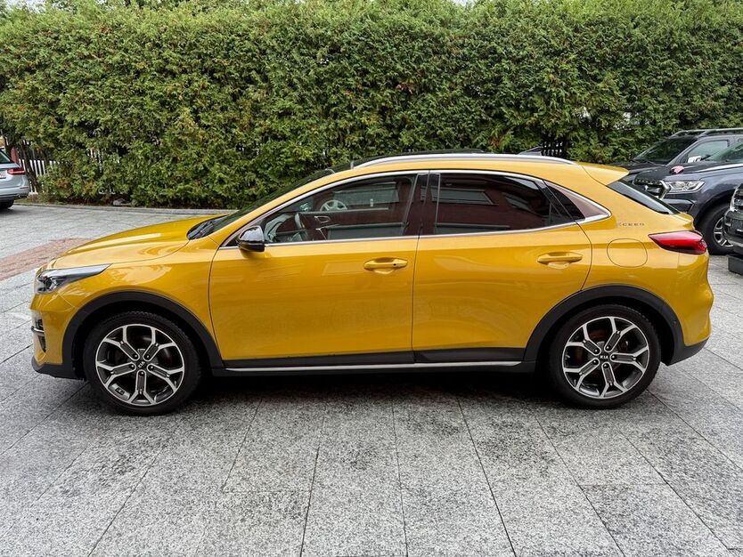 Kia XCeed 57.000 km 19.980 € München 81827