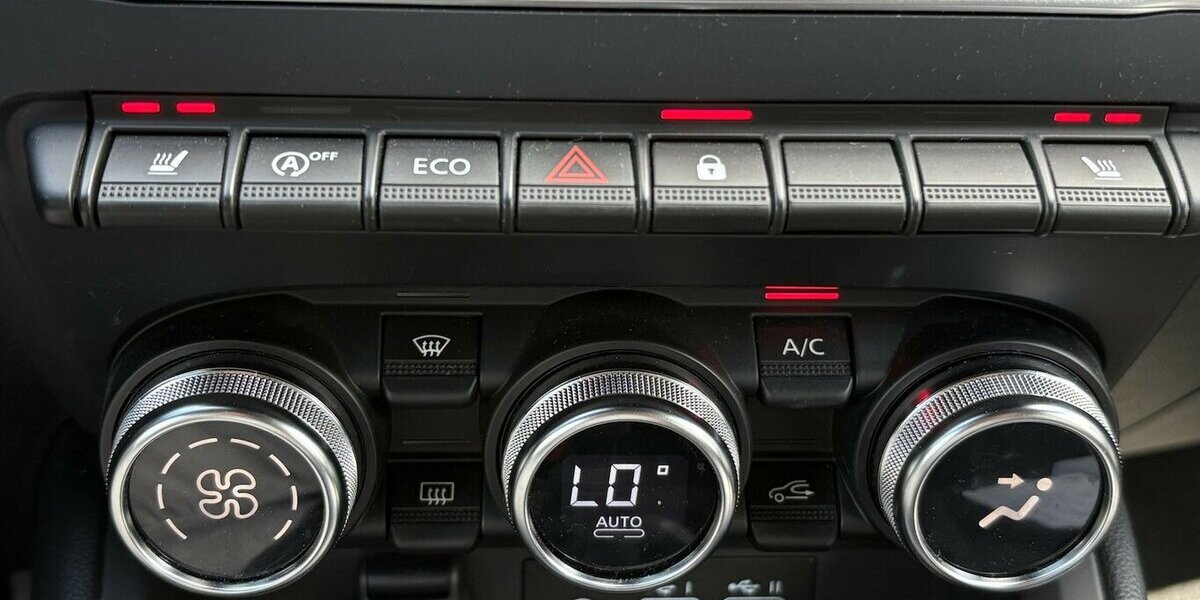 Mitsubishi Colt Intro Edition CARPLAY/KAMERA/NAVI/ACC/DAB 49.824 km 14.900 &euro; Villingen-Schwenningen 78054