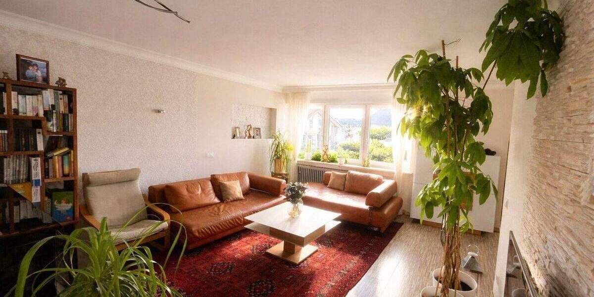 Etagenwohnung Pforzheim Südoststadt - 3 Zimmer, 96 m&sup2;, 349.000&euro; | Angebot:25361665