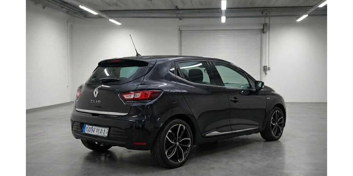 Renault Clio 71.500 km 9.100 &euro; Hamburg 20539