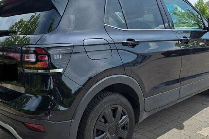 VW T-Cross 83.000 km 15.500 &euro; Bergatreute 88368