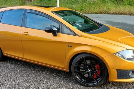 Seat Leon 207.000 km 9.499 &euro; Olpe 57462