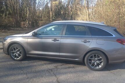 Hyundai i30 47.400 km 18.500 € Alfeld 31061