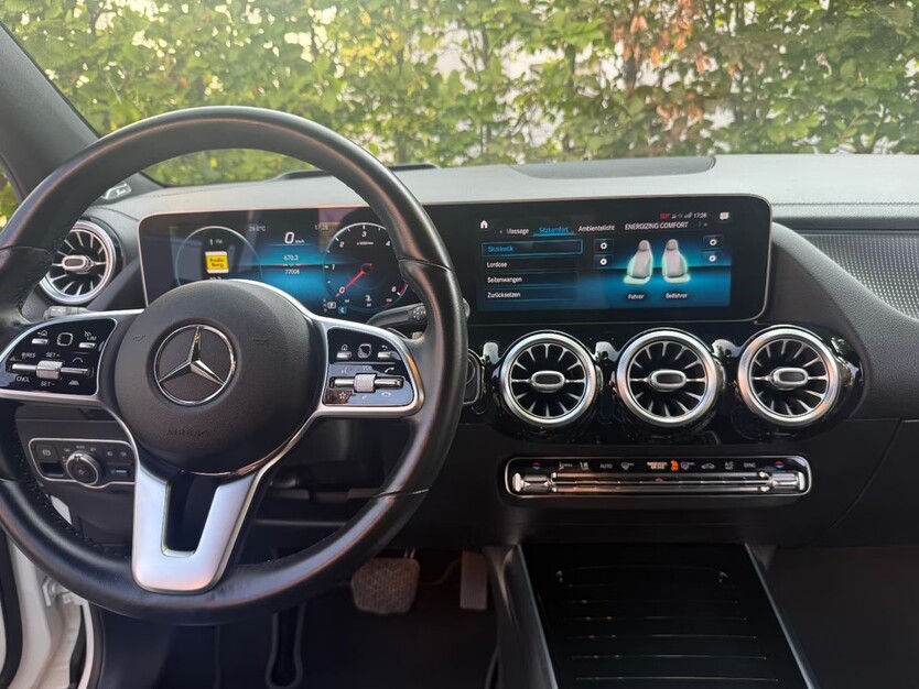 Mercedes-Benz GLA-Klasse 77.000 km 35.000 € Köln 50667