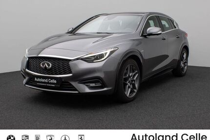 INFINITI Q30