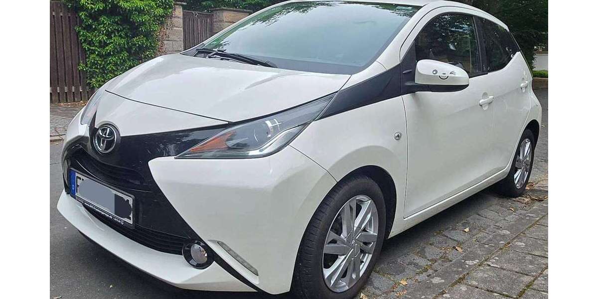 Toyota Aygo 42.000 km 8.400 &euro; Fürth 90768