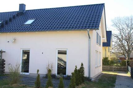 Haus Karlshagen - 4 Zimmer, 90 m&sup2;, 285.000&euro; | Angebot:26657791