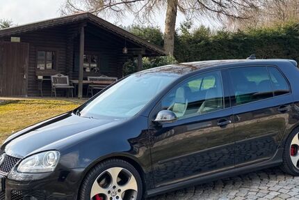 VW Golf 118.850 km 11.750 &euro; Neureichenau 94089