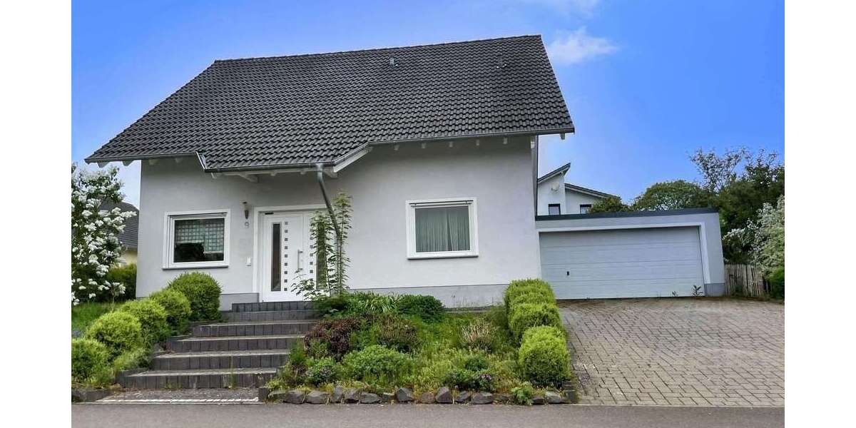 Einfamilienhaus Kastellaun - 6 Zimmer, 151 m&sup2;, 380.000&euro; | Angebot:26243178