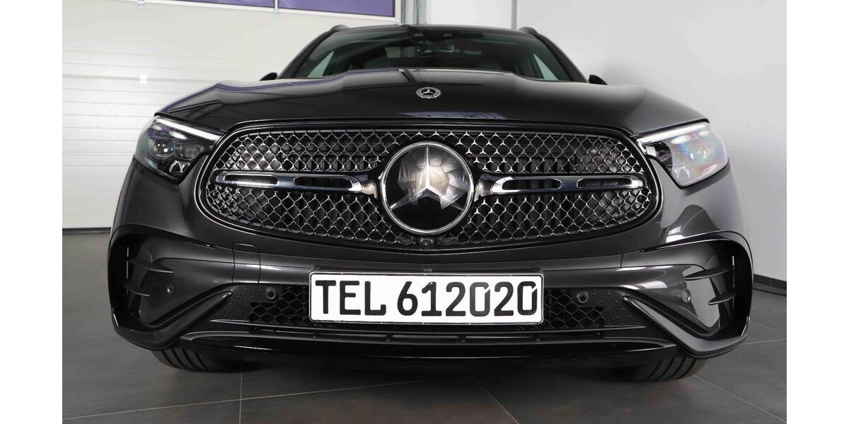 Mercedes-Benz GLC 300 2.550 km 72.889 &euro; Unterpleichfeld 97294