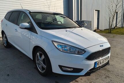 Ford Focus 136.500 km 5.999 &euro; Pirk 92712