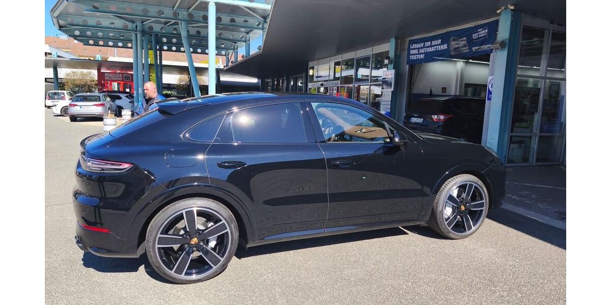 Porsche Cayenne 25.000 km 113.500 &euro; Hof 95028