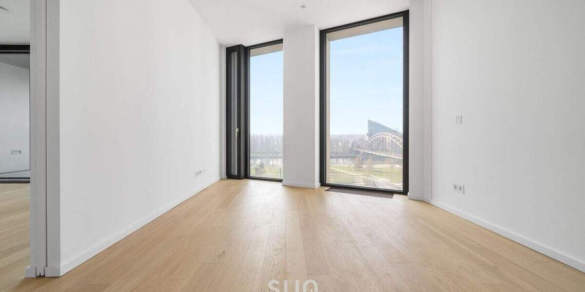 Etagenwohnung Frankfurt am Main Ostend - 2 Zimmer, 64 m&sup2;, 1.960&euro; | Angebot:25471138