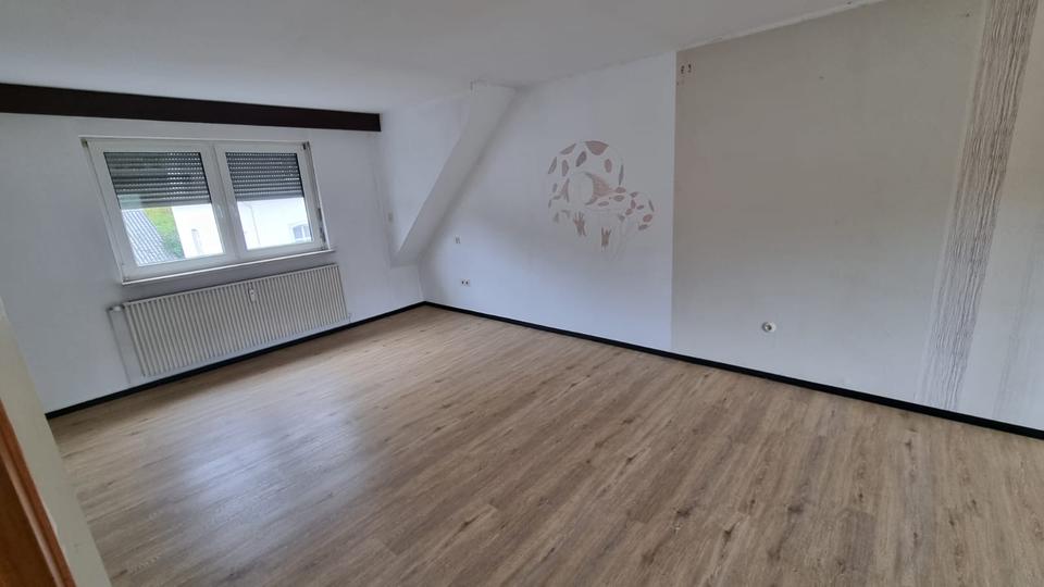 Dachgeschoßwohnung Prüm - 3 Zimmer, 90 m&sup2;, 600&euro; | Angebot:26335213