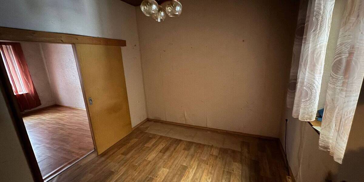 Mehrfamilienhaus, Wohnhaus Bernburg - 1 Zimmer, 120 m&sup2;, 43.000&euro; | Angebot:26170530