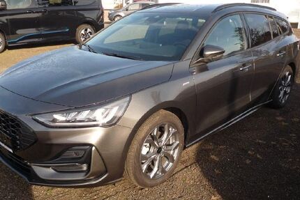 Ford Focus 8.000 km 27.900 &euro; Freisen 66629