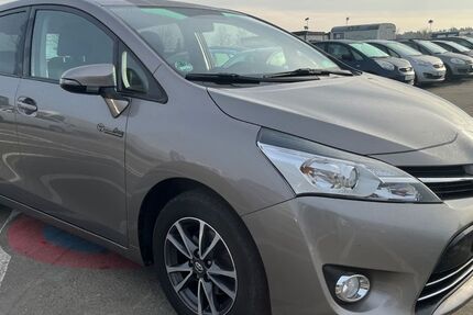 Toyota Verso 208.027 km 4.999 &euro; Mittenwalde 15749