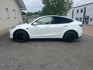 Tesla Model Y 10.000 km 41.000 &euro; Meiningen 98617