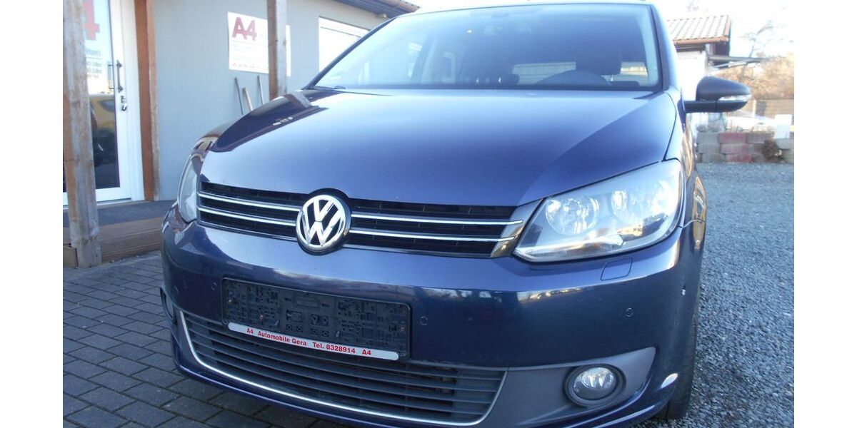 VW Touran 228.497 km 5.990 &euro; Gera 07554