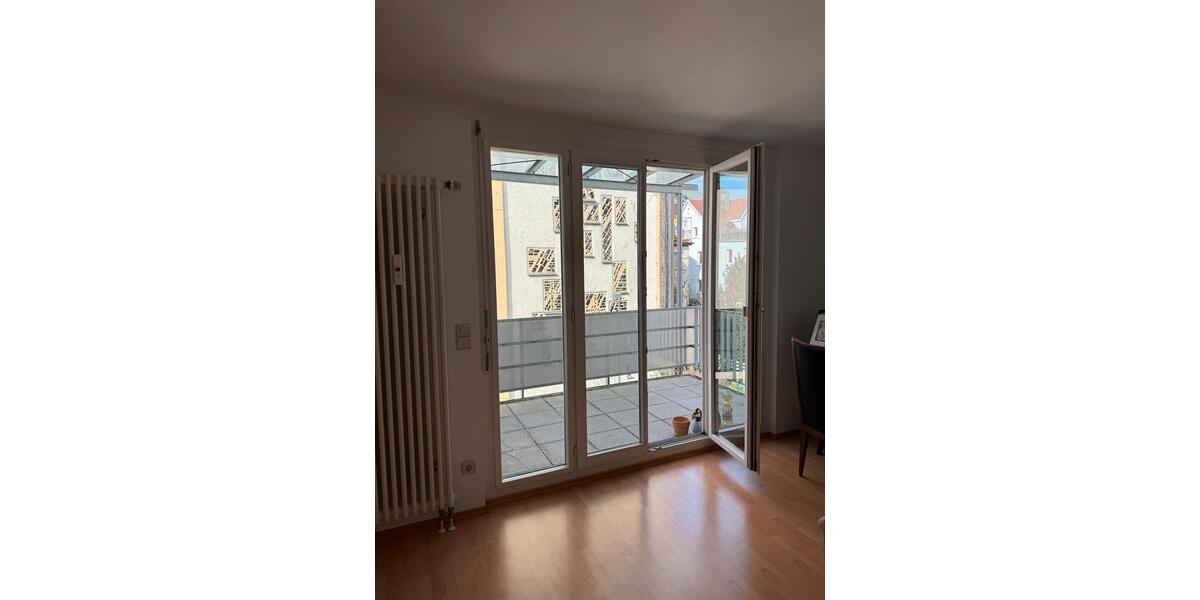 Etagenwohnung Esslingen am Neckar - 2 Zimmer, 56 m&sup2;, 1.000&euro; | Angebot:25415741