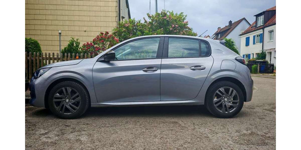 Peugeot 208 40.096 km 10.500 &euro; München 80689