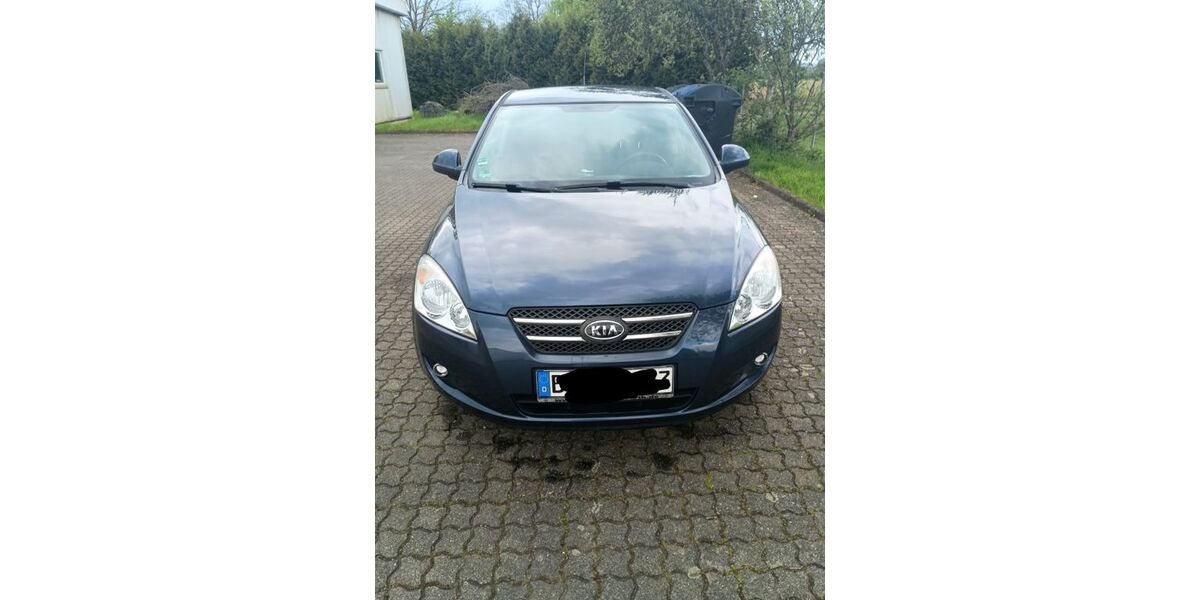 Kia ceed / Ceed 193.000 km 2.590 &euro; Wittlich 54516