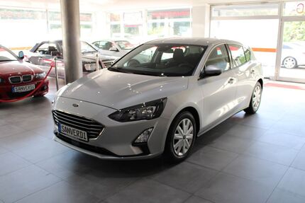 Ford Focus 40.300 km 14.990 € Puchheim-Bhf bei München 82178