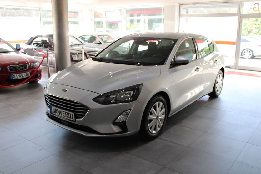 Ford Focus 40.300 km 14.990 € Puchheim-Bhf bei München 82178