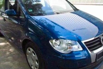 VW Touran 165.000 km 5.500 &euro; Chemnitz OT Wittgensdorf 09228