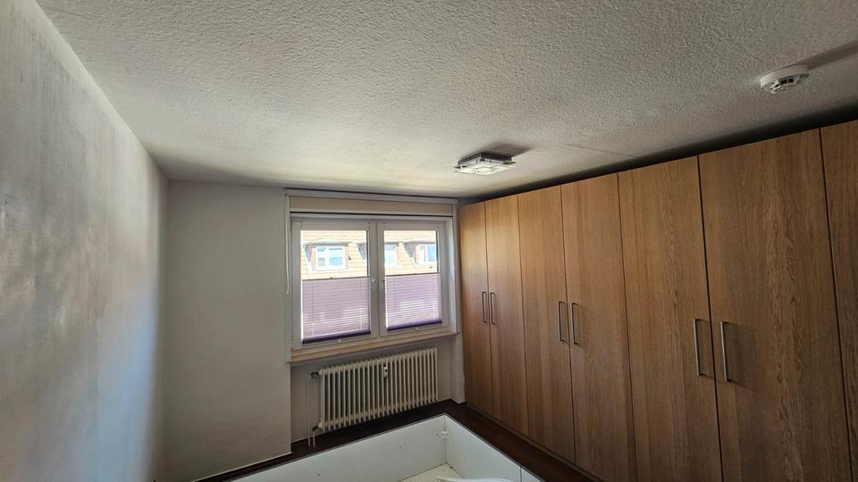 Dachgeschoßwohnung Kassel Südstadt - 2 Zimmer, 82 m&sup2;, 239.000&euro; | Angebot:26349404