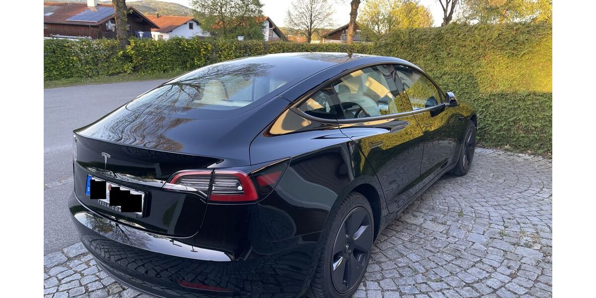 Tesla Model 3 31.000 km 29.900 &euro; Schöllnach 94508