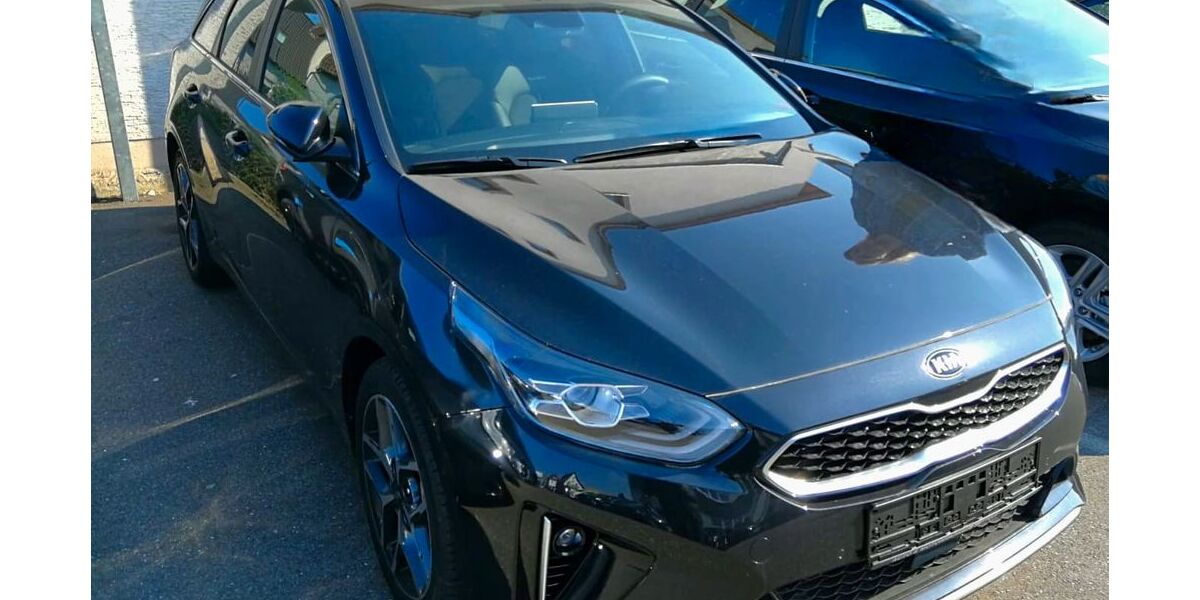 Kia ceed / Ceed 128.000 km 15.400 &euro; Reutlingendorf 89611