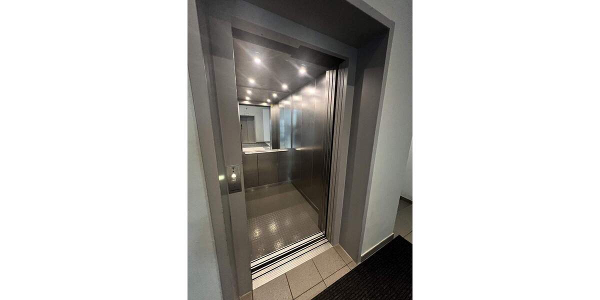 Mehrfamilienhaus, Wohnhaus Kiel Neumühlen-Dietrichsdorf - 3 Zimmer, 12.500.000&euro; | Angebot:25196338